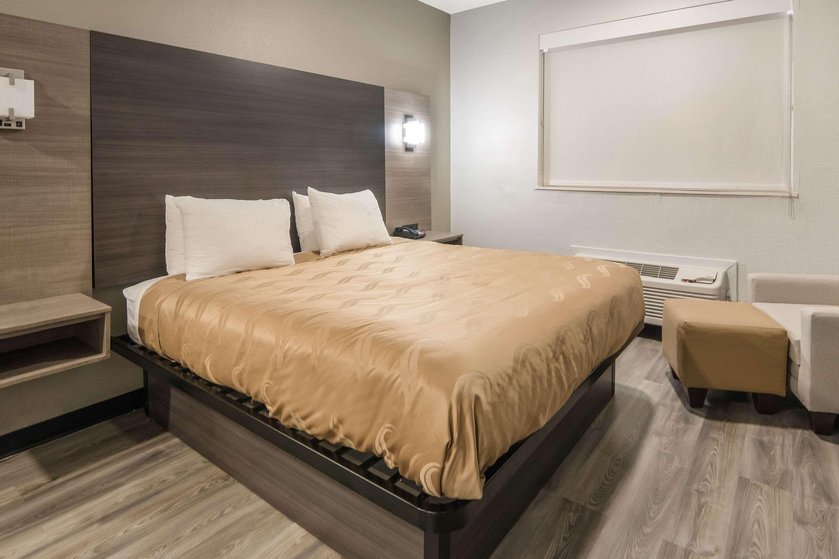 Quality Inn & Suites Fort Worth Dış mekan fotoğraf