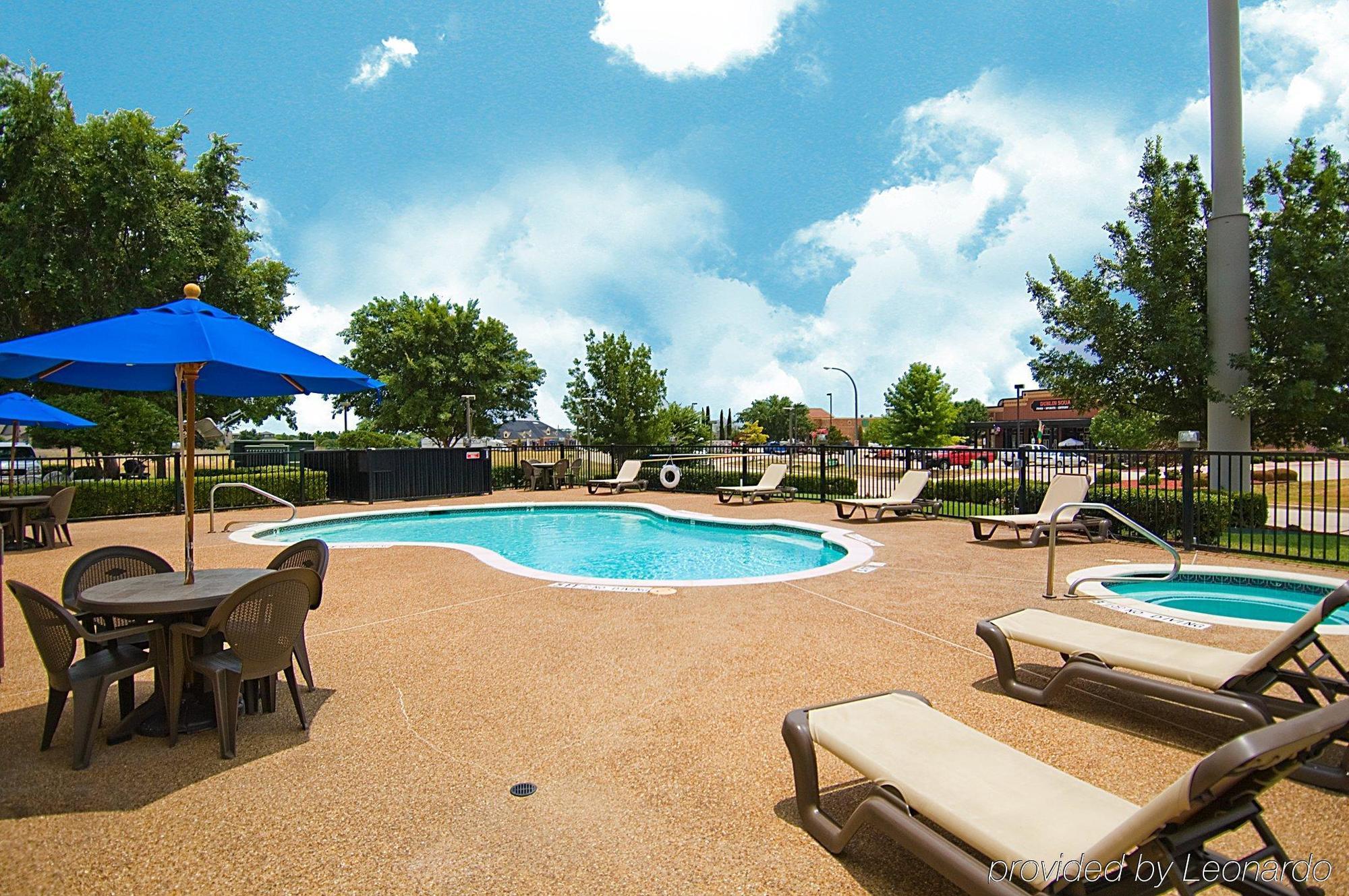 Quality Inn & Suites Fort Worth Konforlar fotoğraf