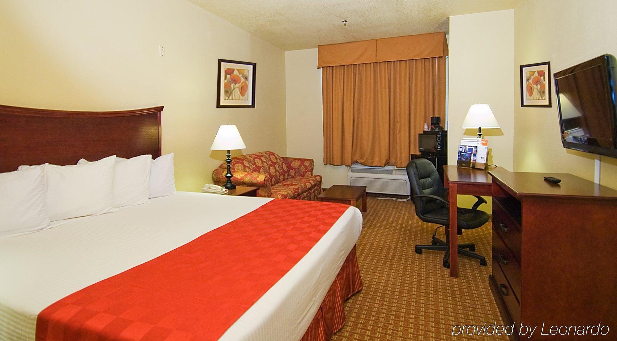Quality Inn & Suites Fort Worth Dış mekan fotoğraf